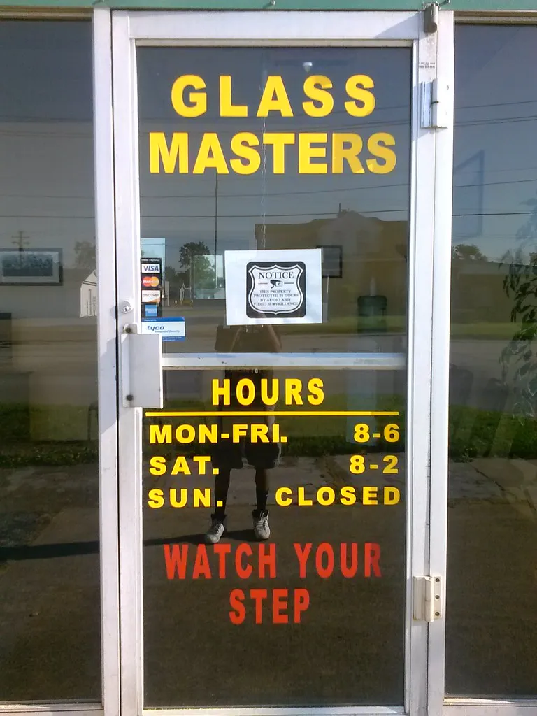 Window lettering in Cleveland Heights